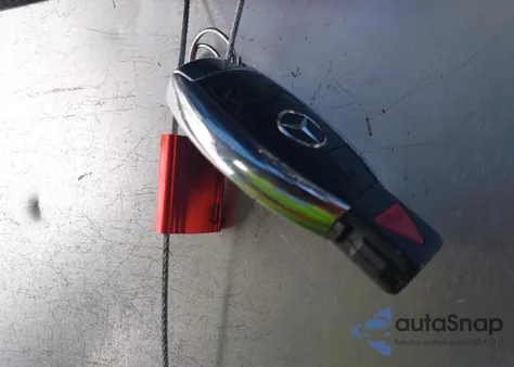 2017 Mercedes-Benz C 300 4Matic from USA, damaged, VIN WDDWJ4KB2HF389638